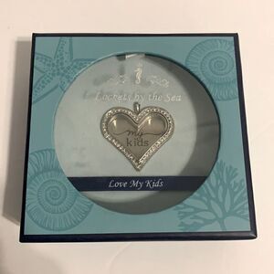 Necklace Pendant Love My Kids Lockets by the Sea Silver Tone Heart Crystal NEW